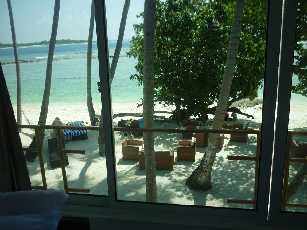Отель Batuta Maldives Surf View Тулусду Экстерьер фото