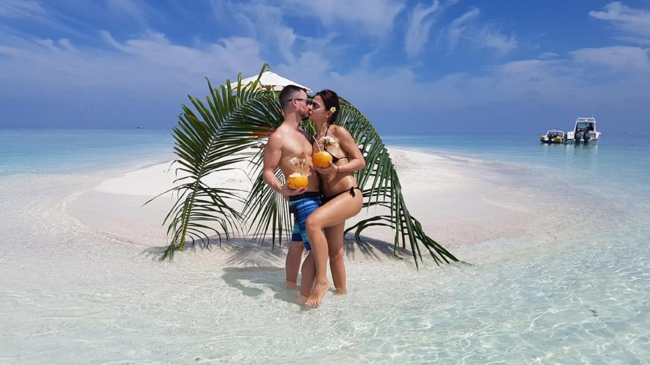 Отель Batuta Maldives Surf View Тулусду Экстерьер фото